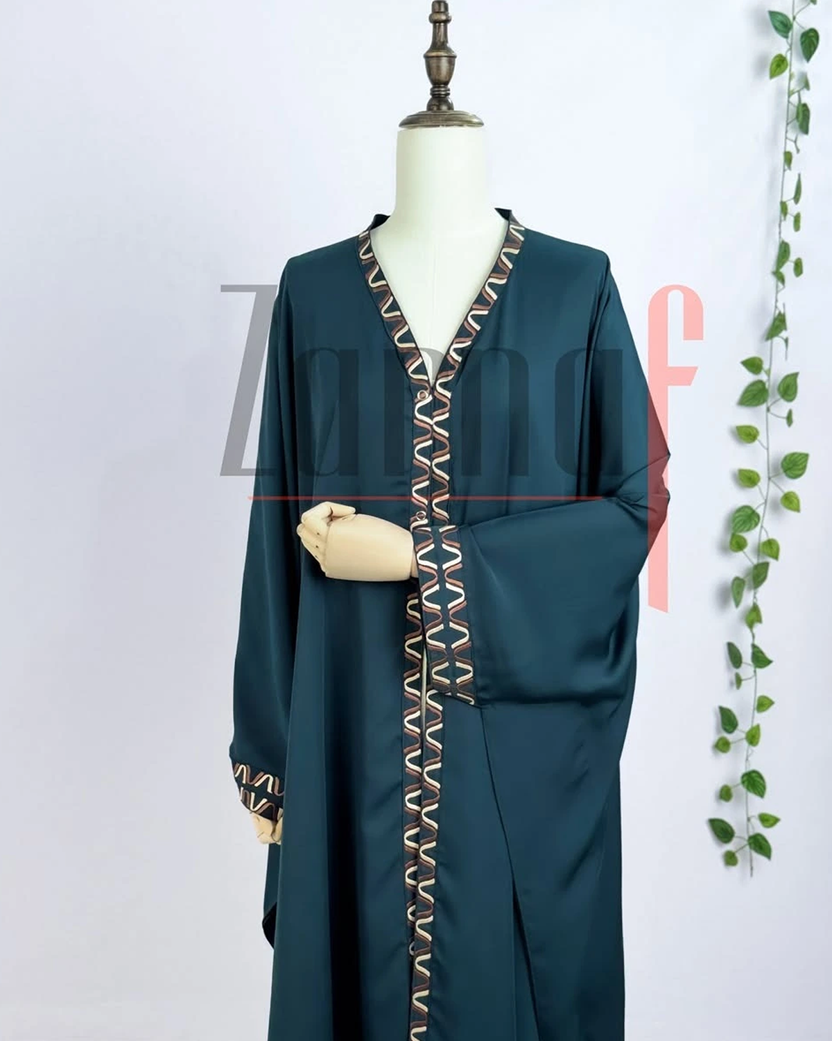Dehra Embroidery Kaftan